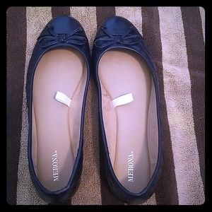 Navy blue flats